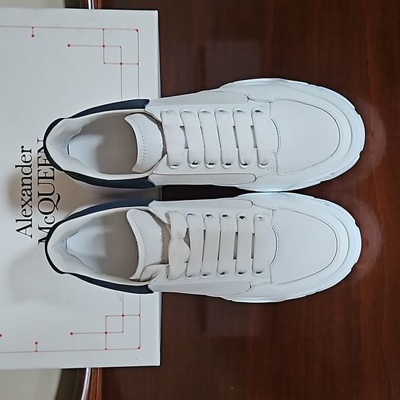 NEW Alexander McQueen Leather Sneakers!!